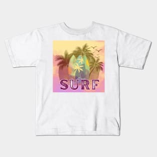 Surf time on the beach Kids T-Shirt